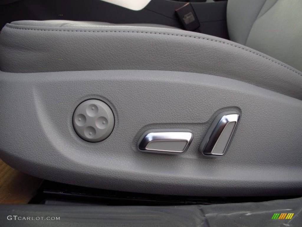 2014 A4 2.0T Sedan - Monsoon Grey Metallic / Titanium Grey photo #17