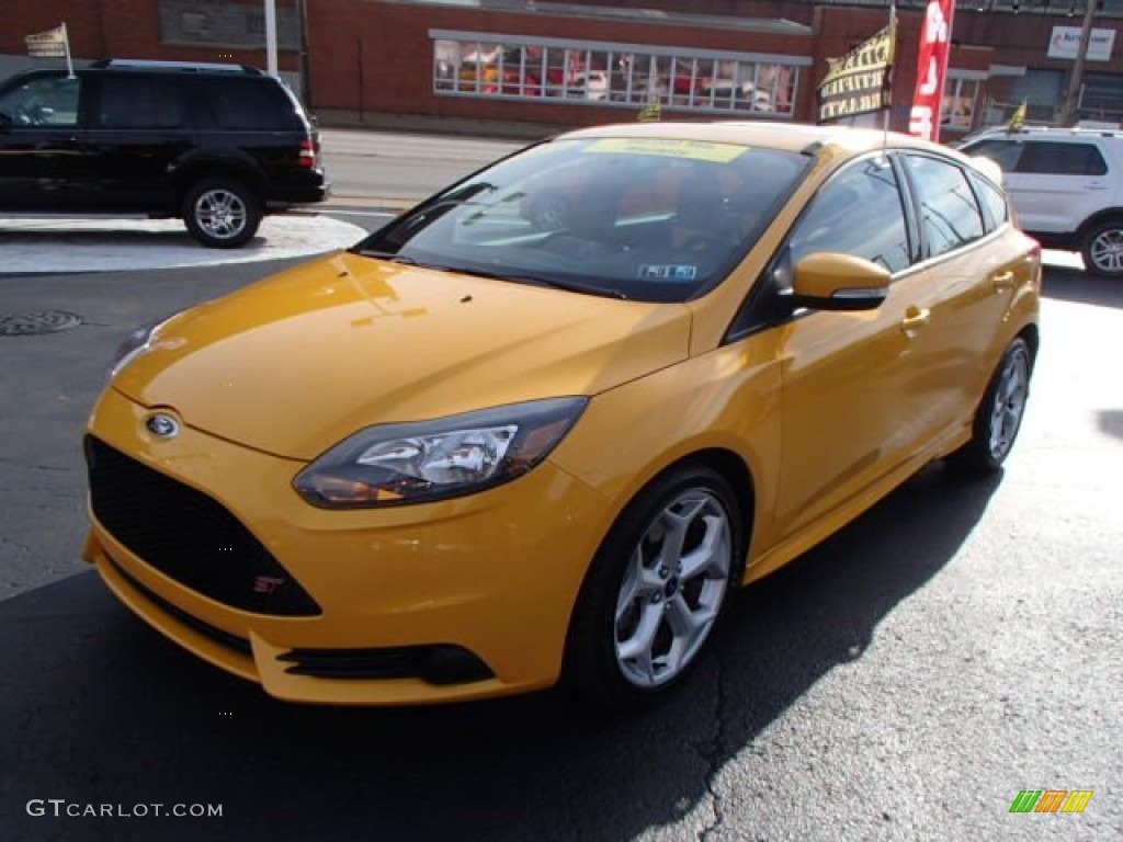2013 Focus ST Hatchback - Tangerine Scream Tri-Coat / ST Tangerine Scream Recaro Seats photo #4