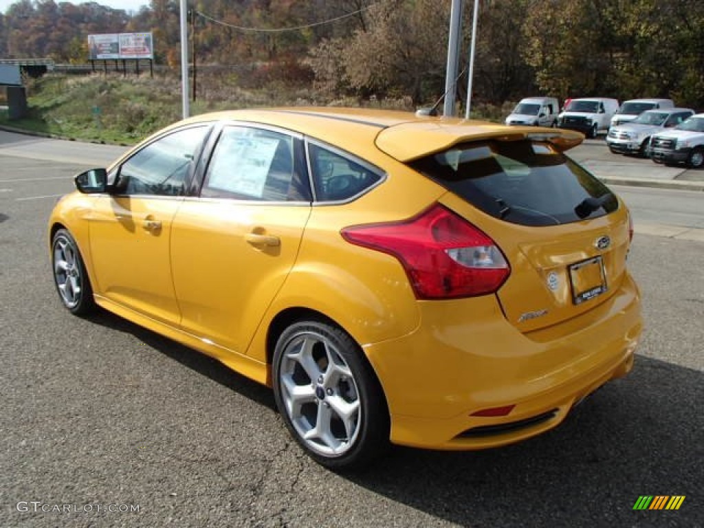 Tangerine Scream 2014 Ford Focus ST Hatchback Exterior Photo #87609373