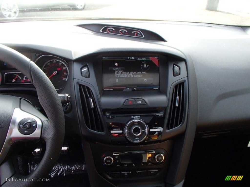 2014 Ford Focus ST Hatchback Controls Photo #87609586
