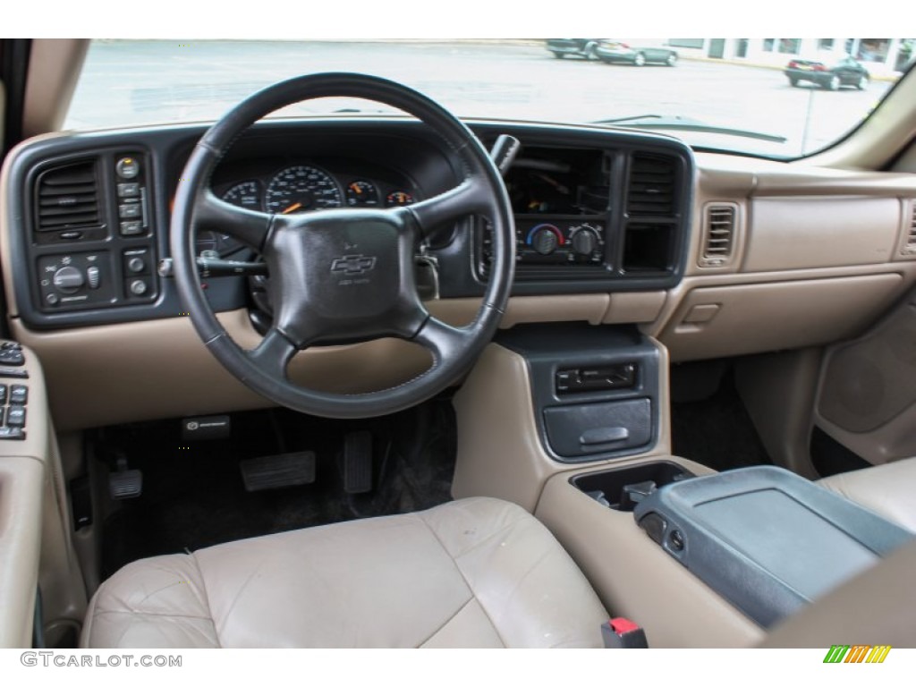 Medium Neutral Interior 2002 Chevrolet Avalanche Z71 4x4 Photo #87609991