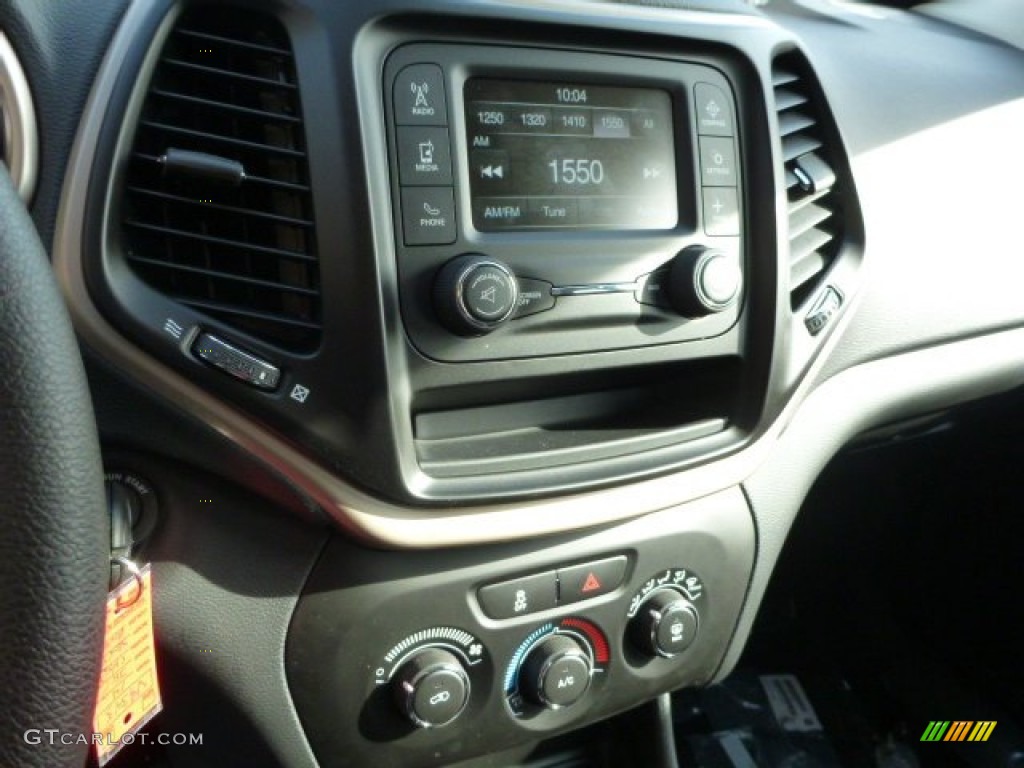 2014 Jeep Cherokee Sport Controls Photo #87614113