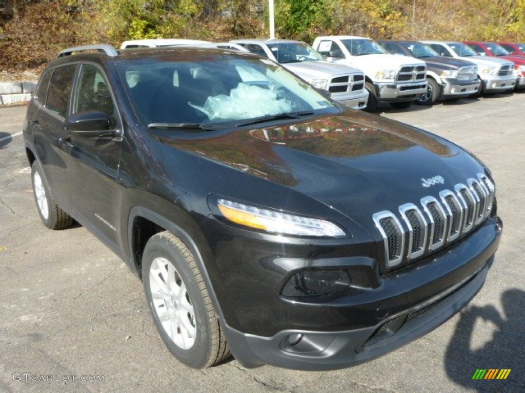Brilliant Black Crystal Pearl 2014 Jeep Cherokee Latitude Exterior Photo #87614194