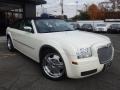 Cool Vanilla White - 300 LX Photo No. 2
