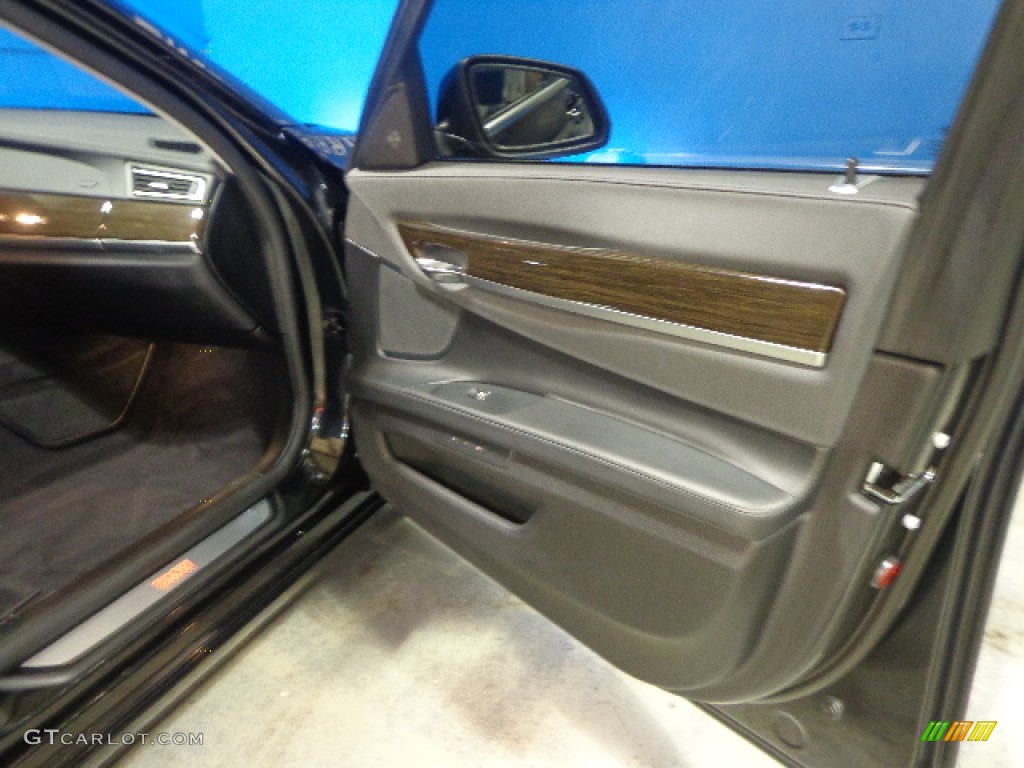 2013 7 Series 750Li Sedan - Black Sapphire Metallic / Black photo #23