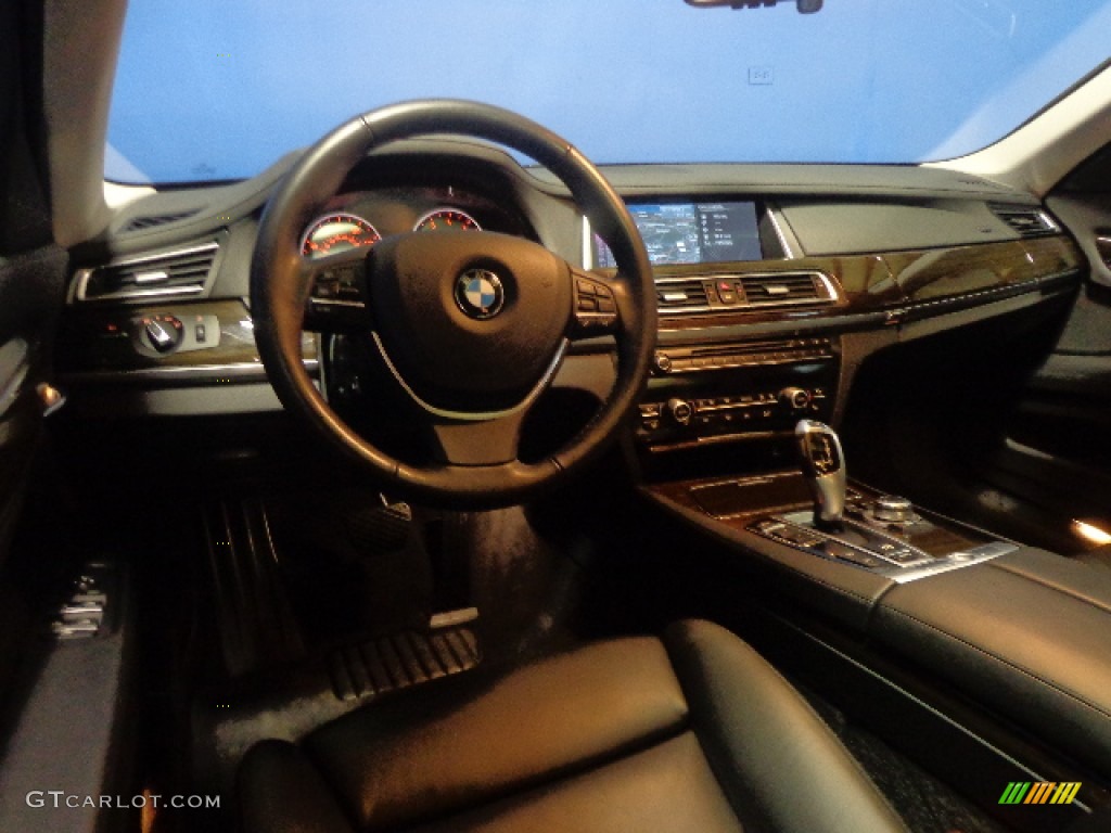 2013 7 Series 750Li Sedan - Black Sapphire Metallic / Black photo #24