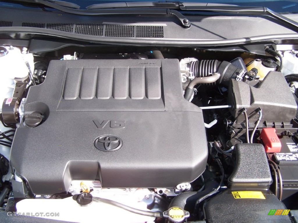 2013 Camry XLE V6 - Super White / Ivory photo #6