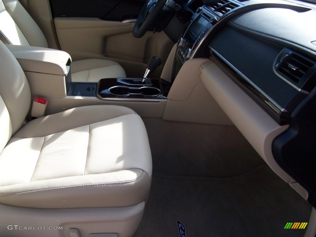 2013 Camry XLE V6 - Super White / Ivory photo #13