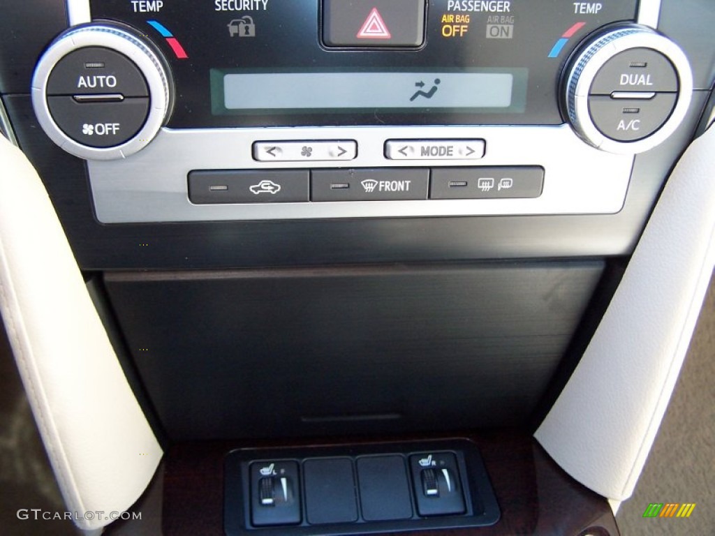 2013 Camry XLE V6 - Super White / Ivory photo #19