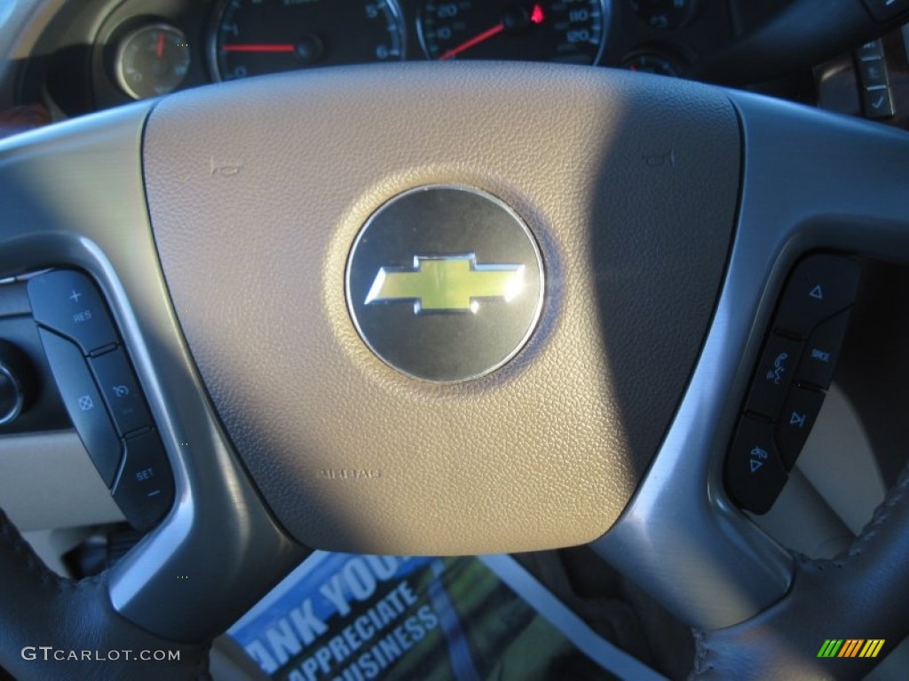 2013 Suburban LT 4x4 - Crystal Red Tintcoat / Light Cashmere/Dark Cashmere photo #17