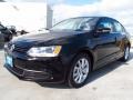 Black - Jetta SE Sedan Photo No. 3