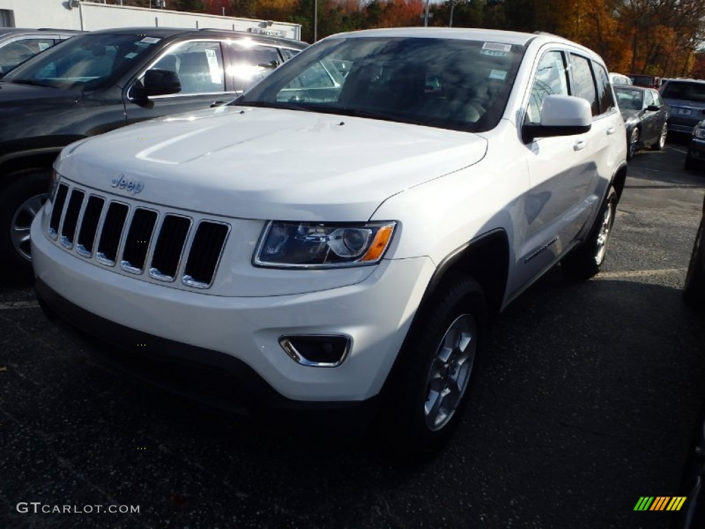 2014 Grand Cherokee Laredo 4x4 - Bright White / Morocco Black photo #1