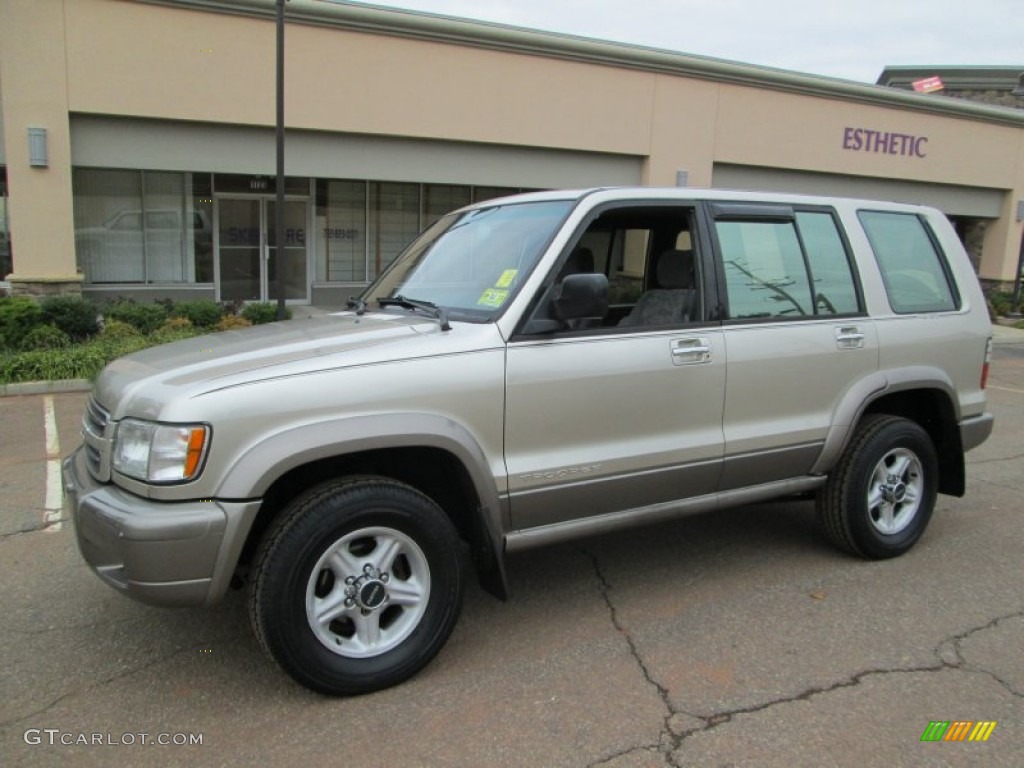 2002 Trooper S 4x4 - Light Silver Metallic / Gray photo #1
