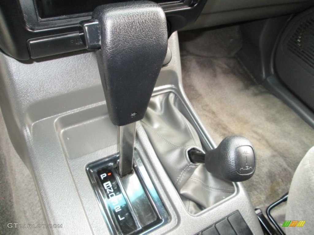 2002 Isuzu Trooper S 4x4 4 Speed Automatic Transmission Photo #87635035