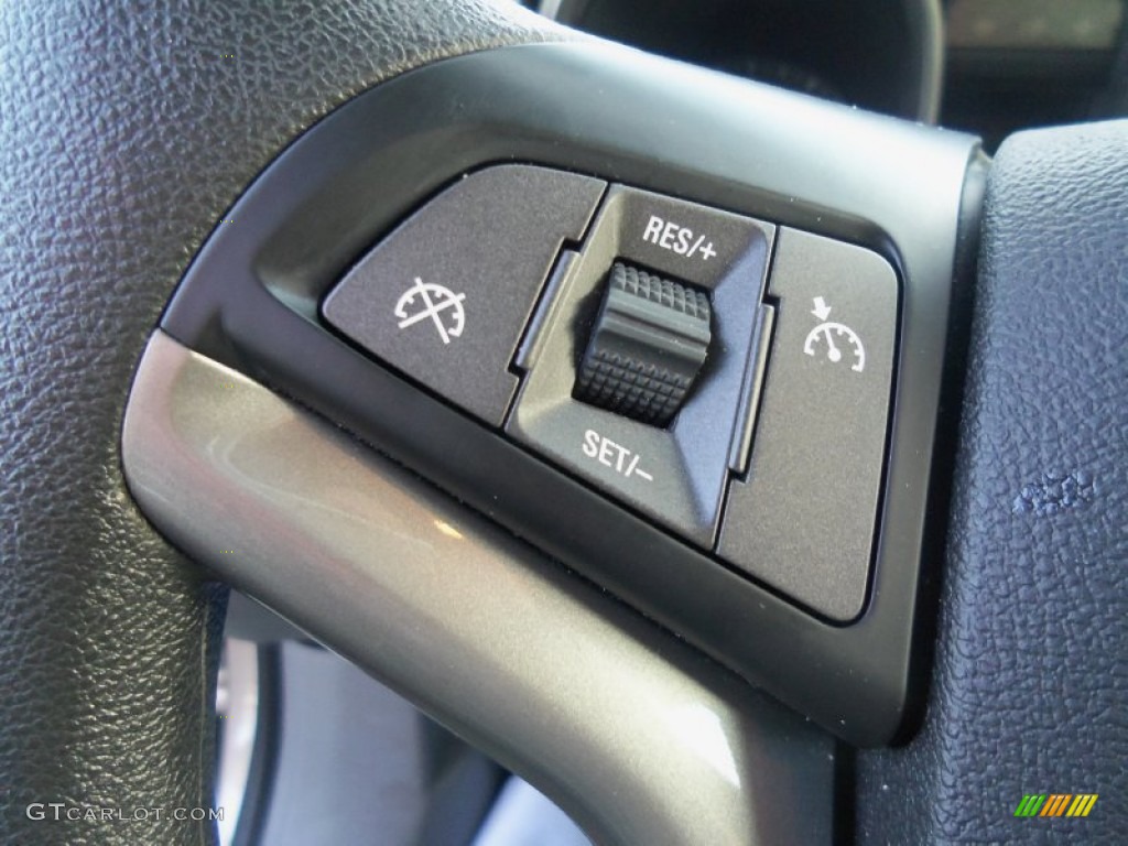 2013 Chevrolet Malibu LS Controls Photo #87635440