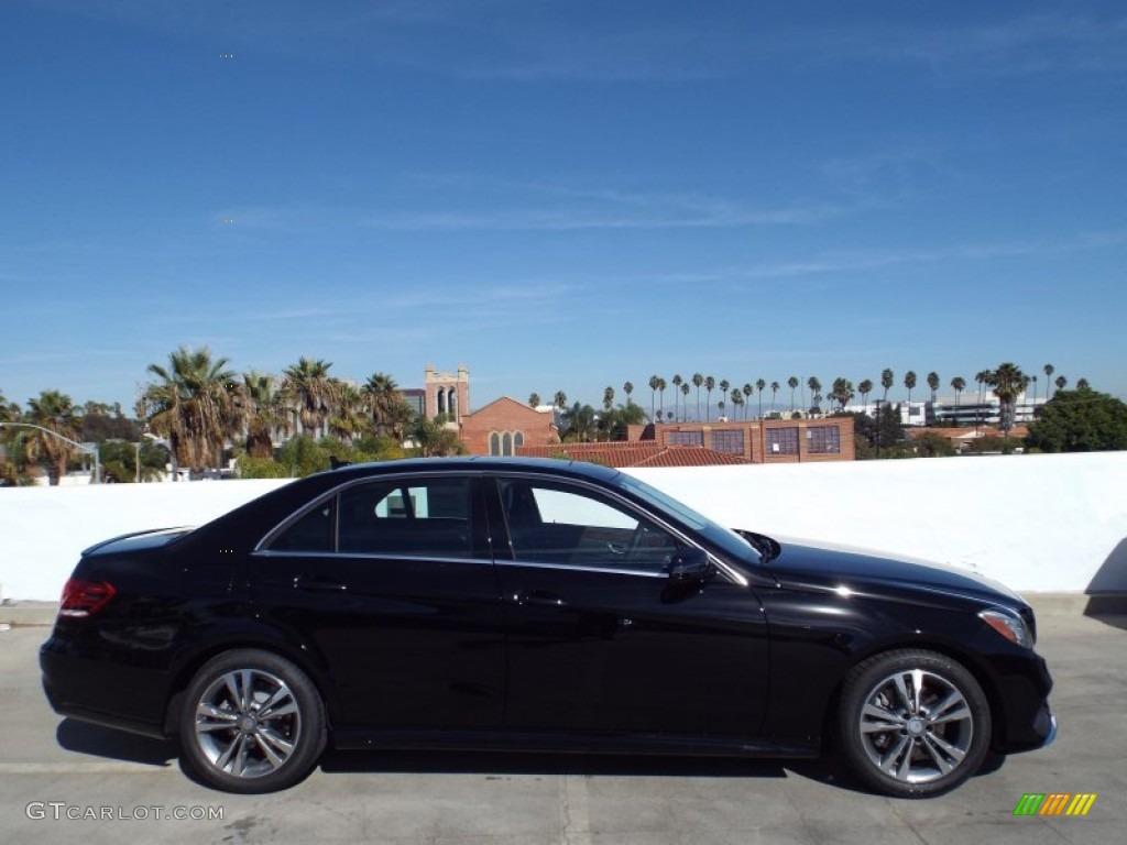 2014 E E250 BlueTEC Sedan - Black / Black photo #3