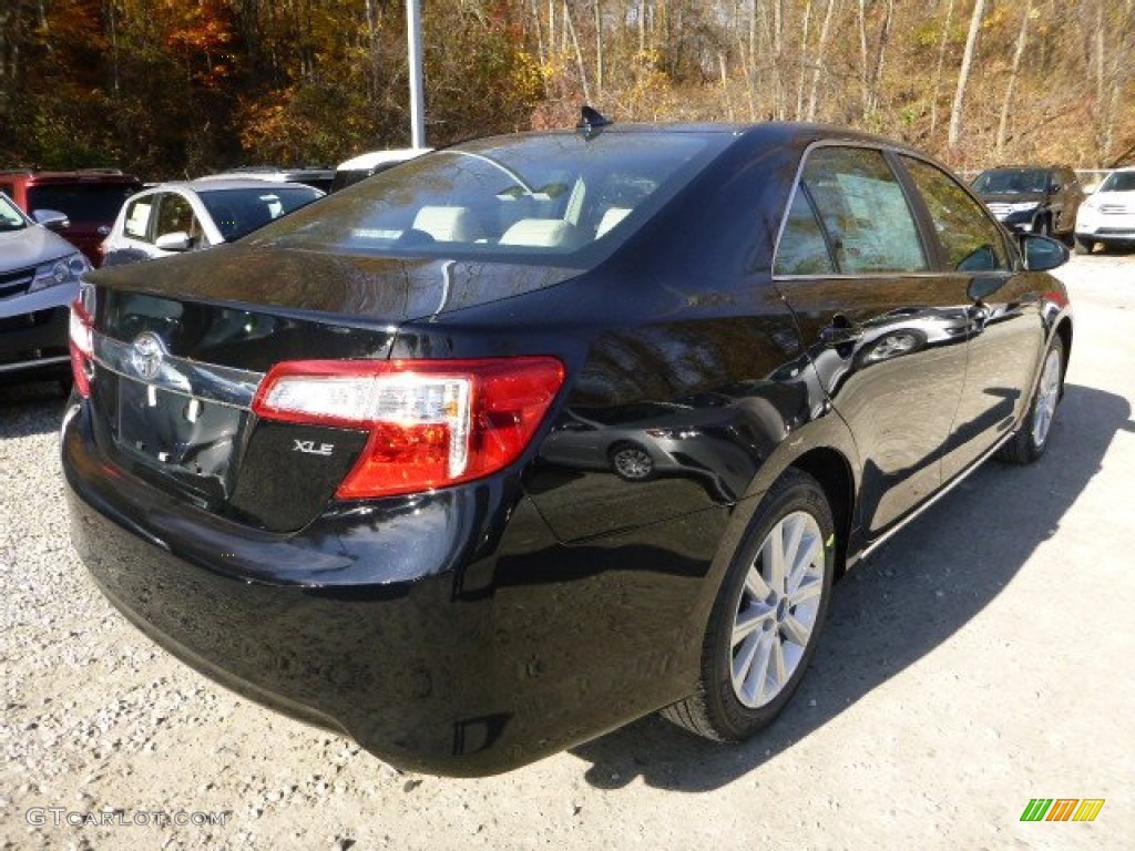 2014 Camry XLE V6 - Attitude Black Metallic / Ivory photo #3