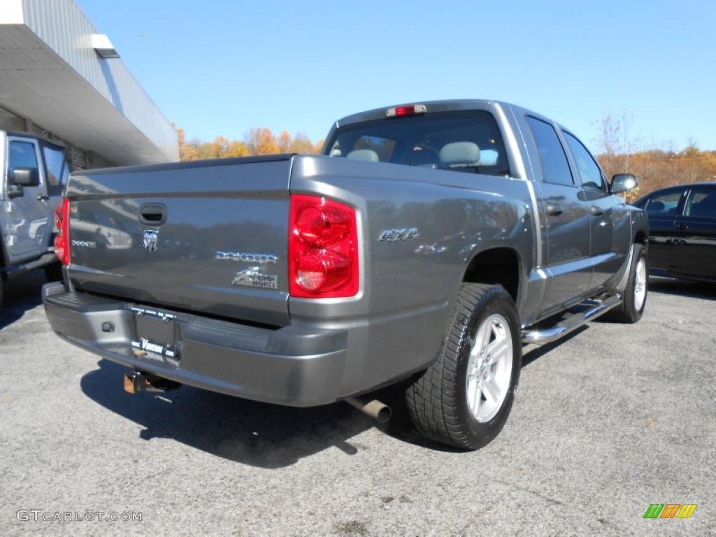 2010 Dakota Big Horn Crew Cab 4x4 - Mineral Gray Metallic / Dark Slate Gray/Medium Slate Gray photo #7