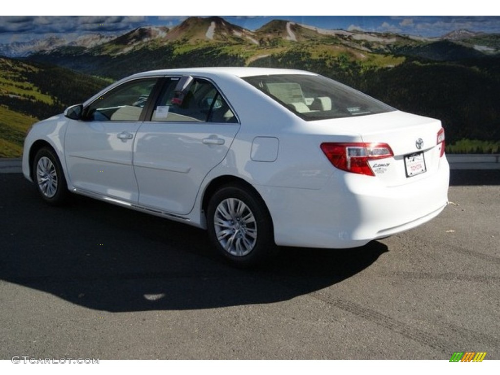 2014 Camry LE - Super White / Ivory photo #3