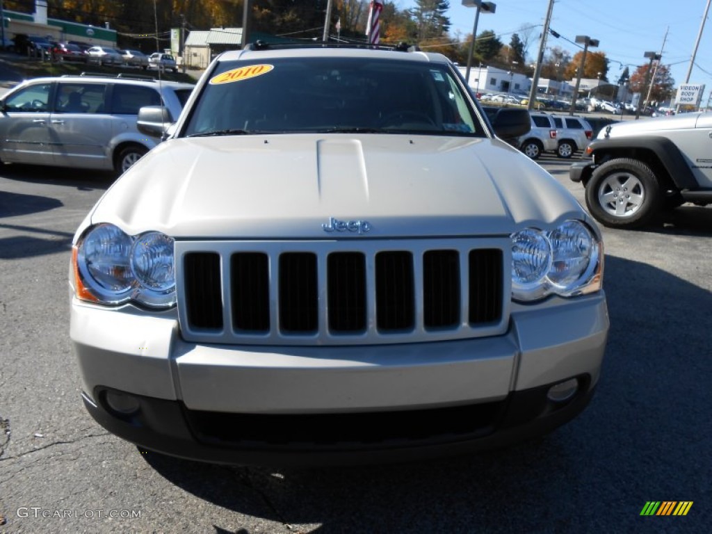 2010 Grand Cherokee Laredo 4x4 - Bright Silver Metallic / Dark Slate Gray photo #2