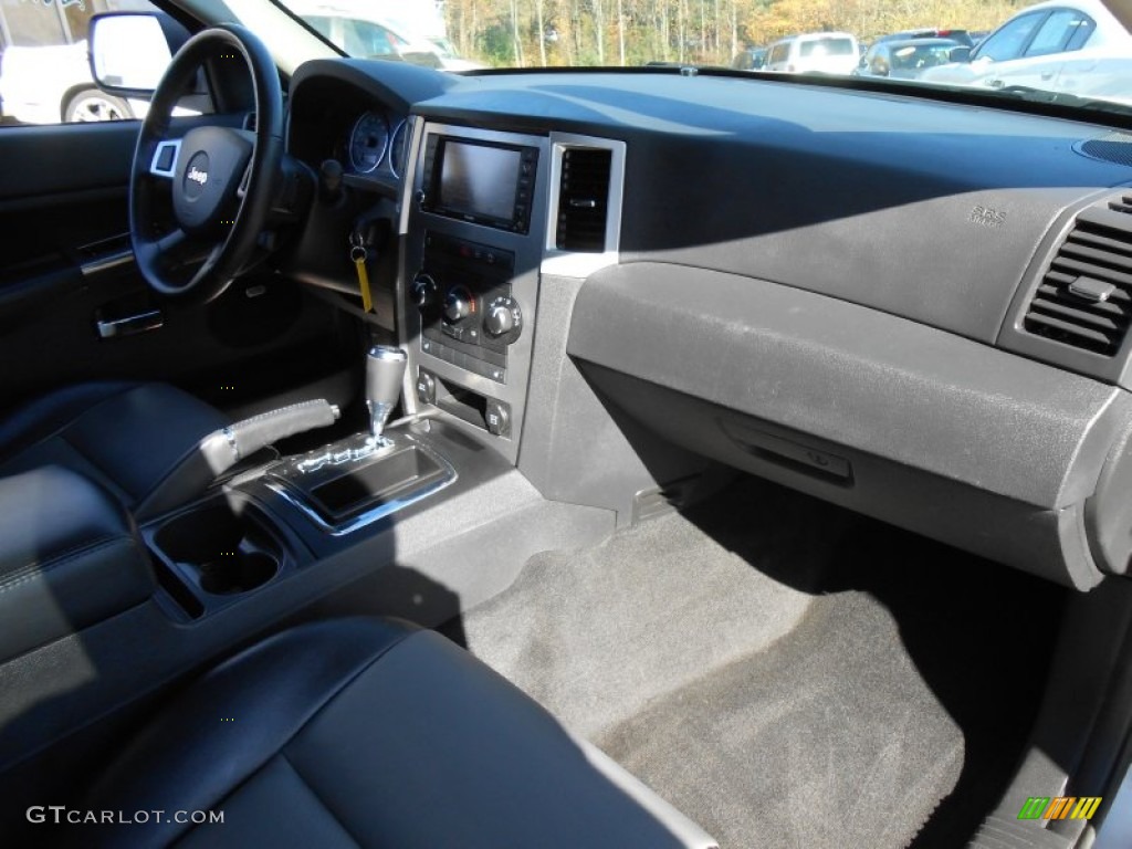 2010 Grand Cherokee Laredo 4x4 - Bright Silver Metallic / Dark Slate Gray photo #12