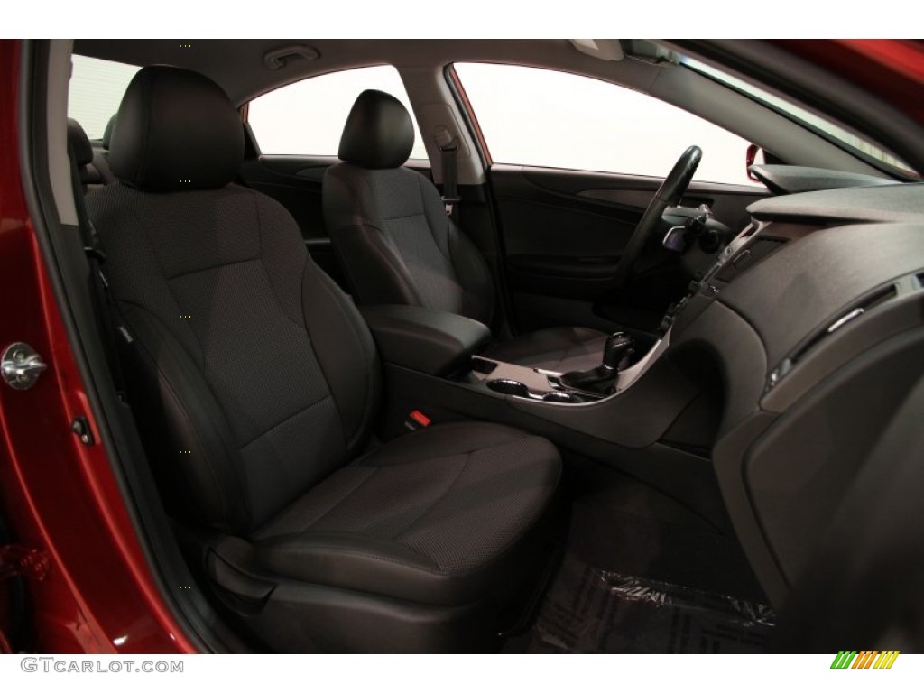 2011 Sonata SE 2.0T - Venetian Red / Black photo #11