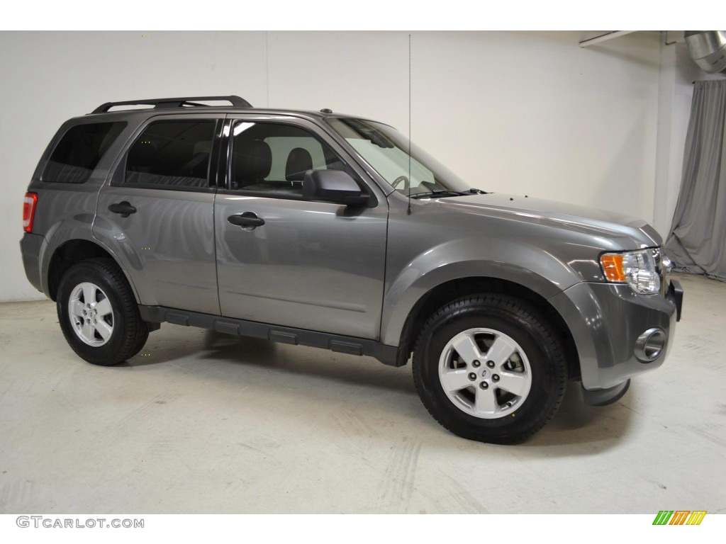 2009 Escape XLT V6 - Sterling Grey Metallic / Charcoal photo #2