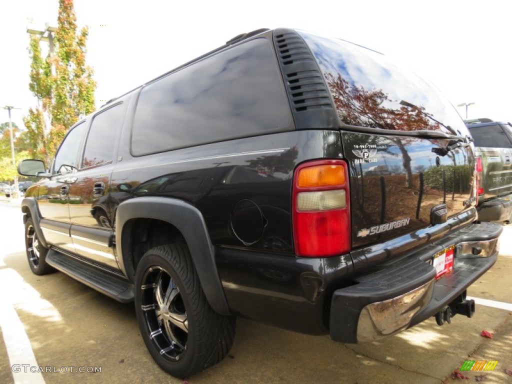 2003 Suburban 1500 LT - Dark Gray Metallic / Tan/Neutral photo #2