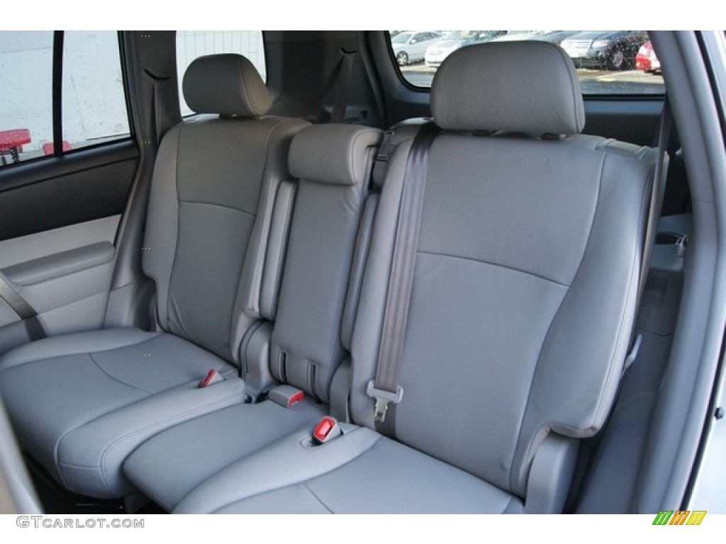 2013 Highlander SE 4WD - Classic Silver Metallic / Ash photo #7