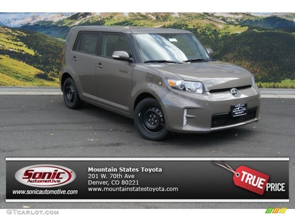 2013 xB  - Army Rock Metallic / Dark Gray photo #1