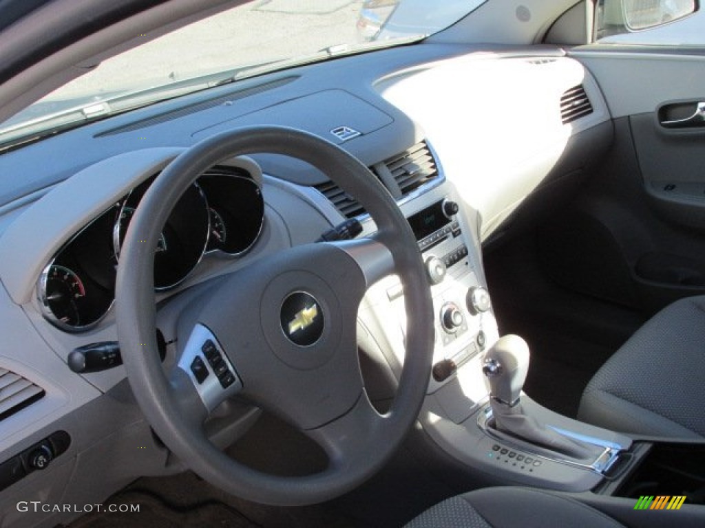 2009 Malibu LS Sedan - Golden Pewter Metallic / Titanium photo #9