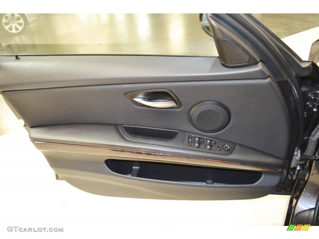 2007 3 Series 328i Wagon - Sparkling Graphite Metallic / Black photo #16