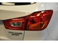 White Pearl - Outlander Sport ES Photo No. 14