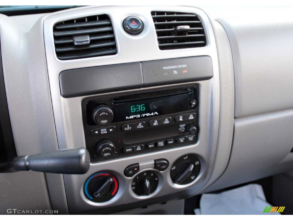 2008 Chevrolet Colorado Extended Cab Controls Photo #87651436