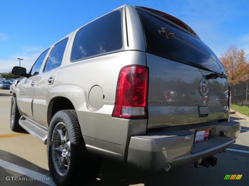2002 Escalade AWD - Silver Sand / Shale photo #2