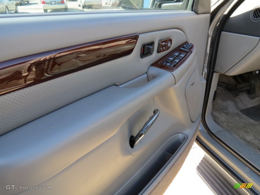 2002 Escalade AWD - Silver Sand / Shale photo #7