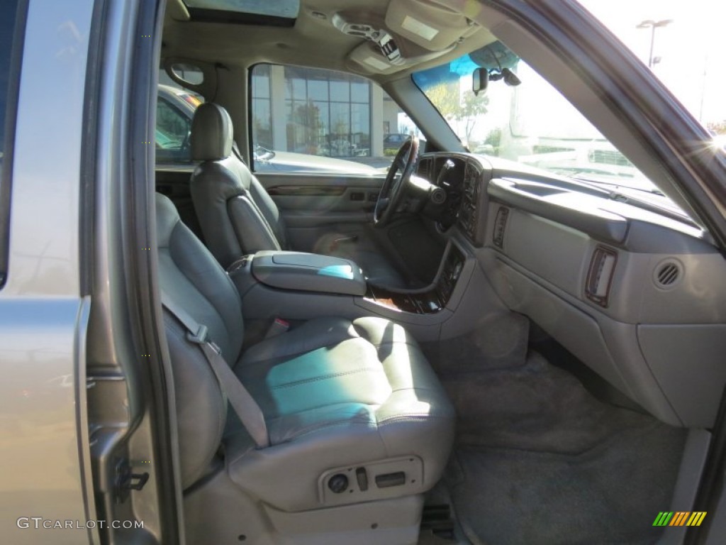 2002 Escalade AWD - Silver Sand / Shale photo #14