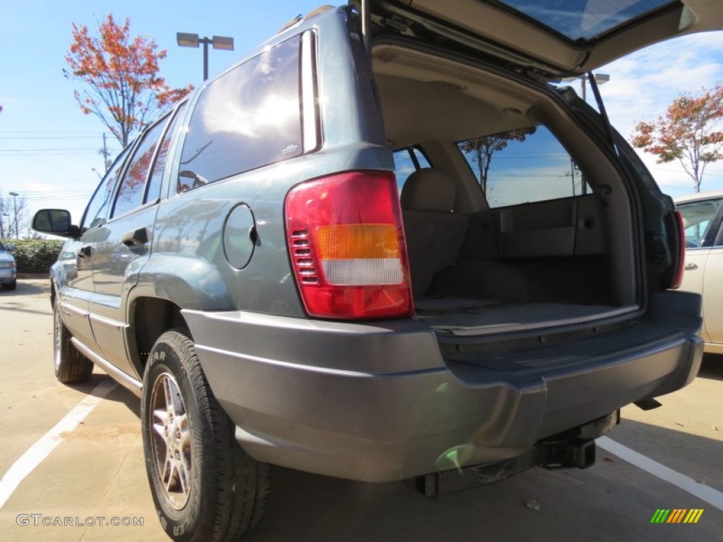 2004 Grand Cherokee Laredo 4x4 - Onyx Green Pearl / Taupe photo #9