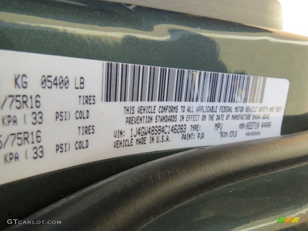 2004 Grand Cherokee Laredo 4x4 - Onyx Green Pearl / Taupe photo #15