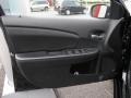 Black - 200 LX Sedan Photo No. 11