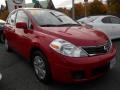 Red Alert - Versa 1.8 S Hatchback Photo No. 1
