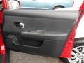 Red Alert - Versa 1.8 S Hatchback Photo No. 9