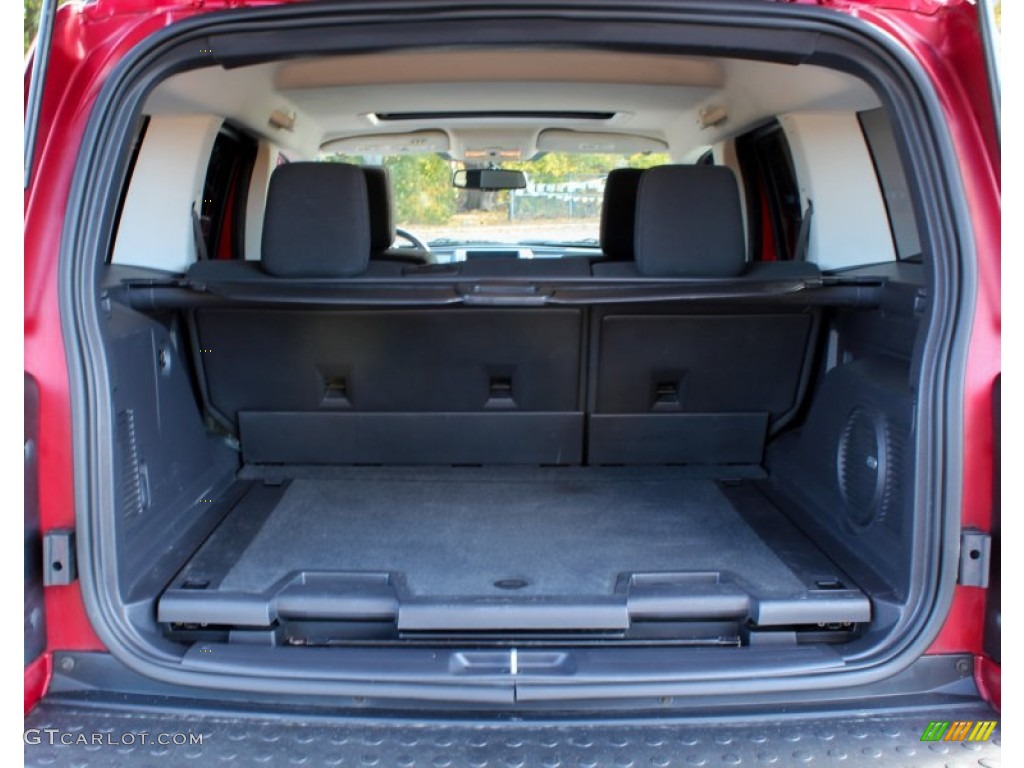 2007 Dodge Nitro R/T 4x4 Trunk Photo #87663088