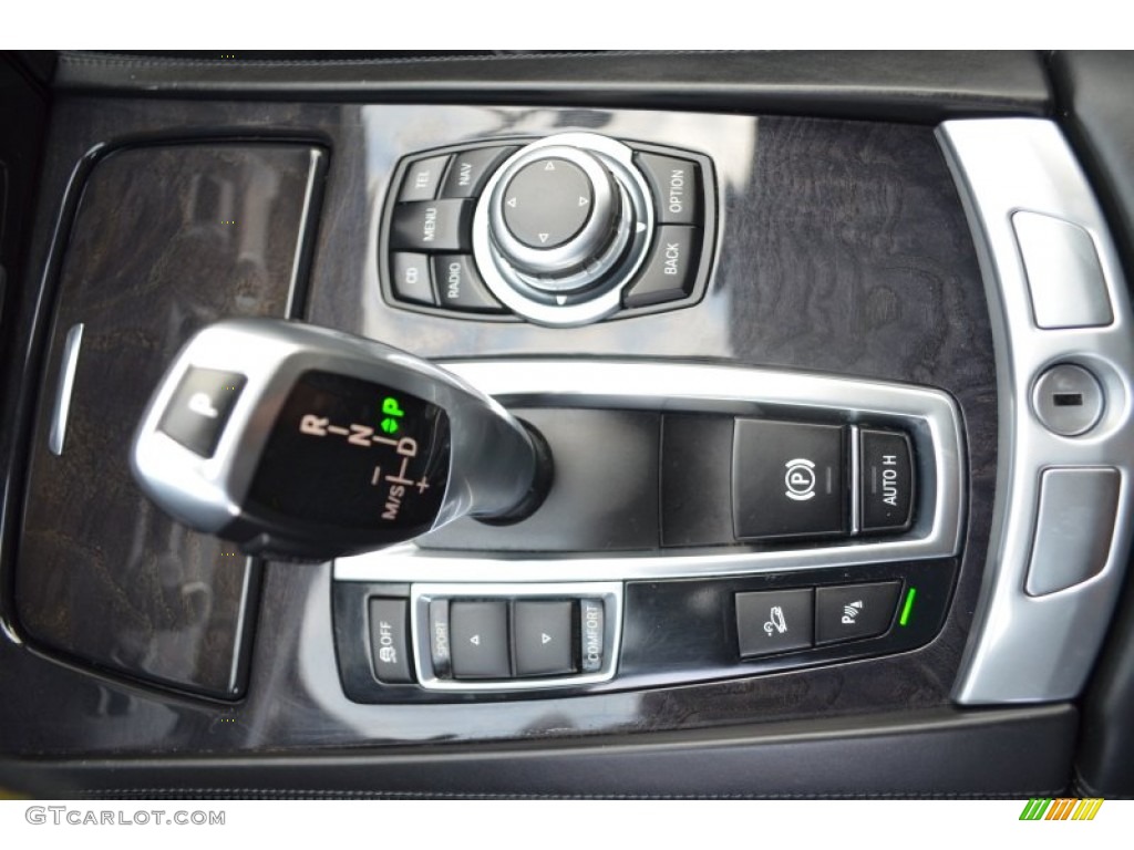 2011 BMW 7 Series 750i xDrive Sedan Transmission Photos