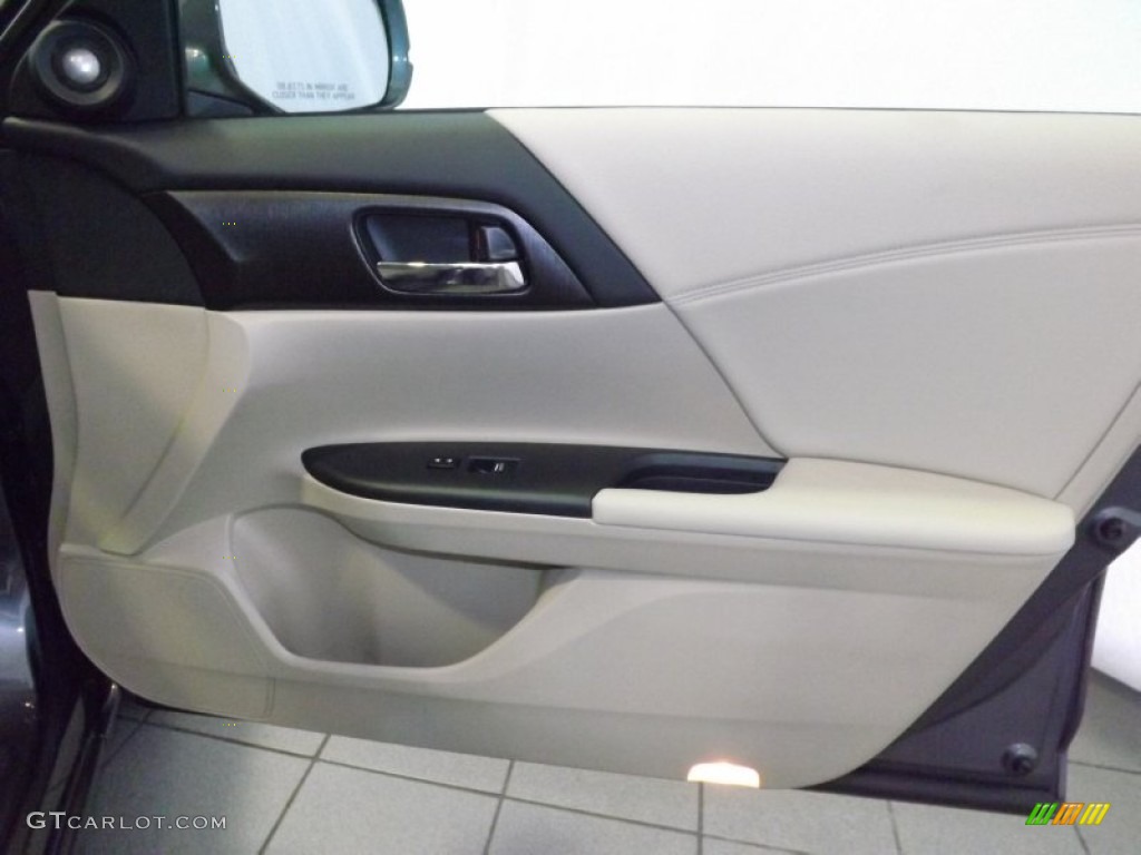 2014 Accord Hybrid Touring Sedan - Modern Steel Metallic / Ivory photo #37