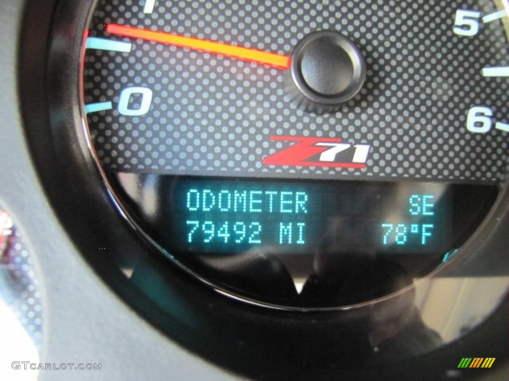 2010 Suburban LT 4x4 - Black / Light Titanium/Dark Titanium photo #19