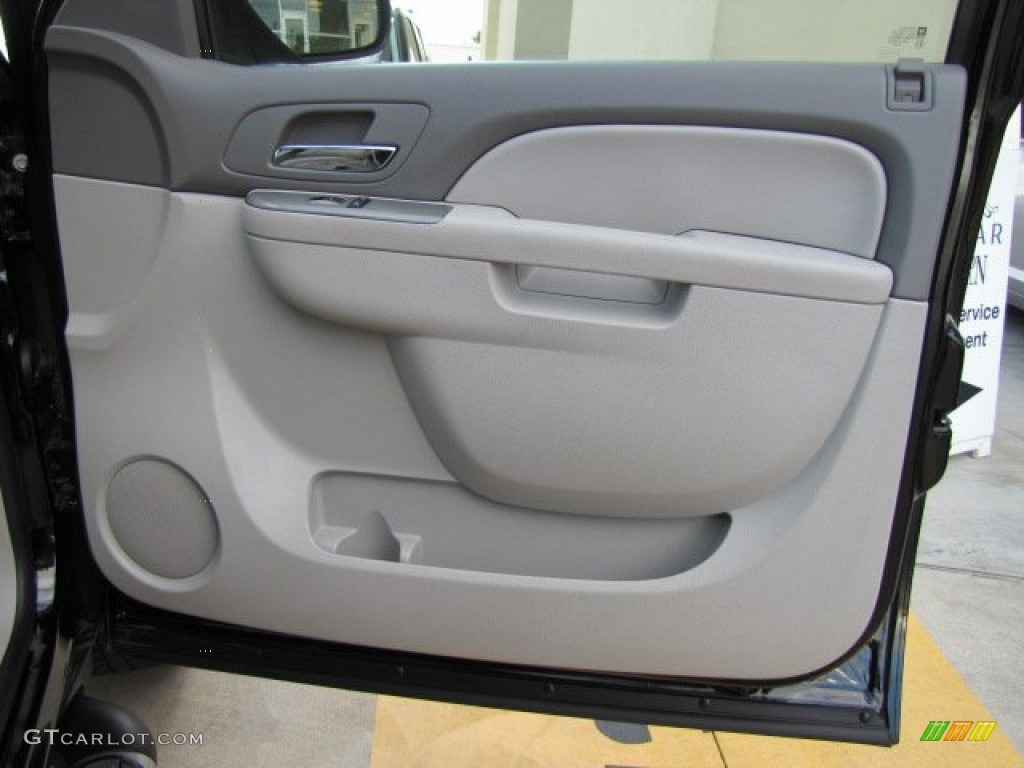 2010 Suburban LT 4x4 - Black / Light Titanium/Dark Titanium photo #51