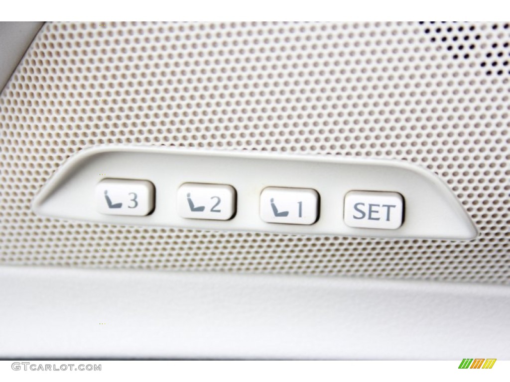 2010 IS 250C Convertible - Cerulean Blue Metallic / Alabaster photo #30