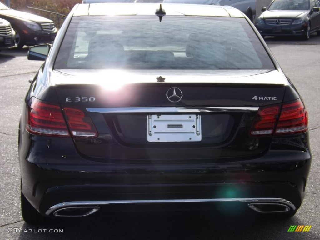 2014 E 350 4Matic Sedan - Obsidian Black Metallic / Porcelain/Black photo #4