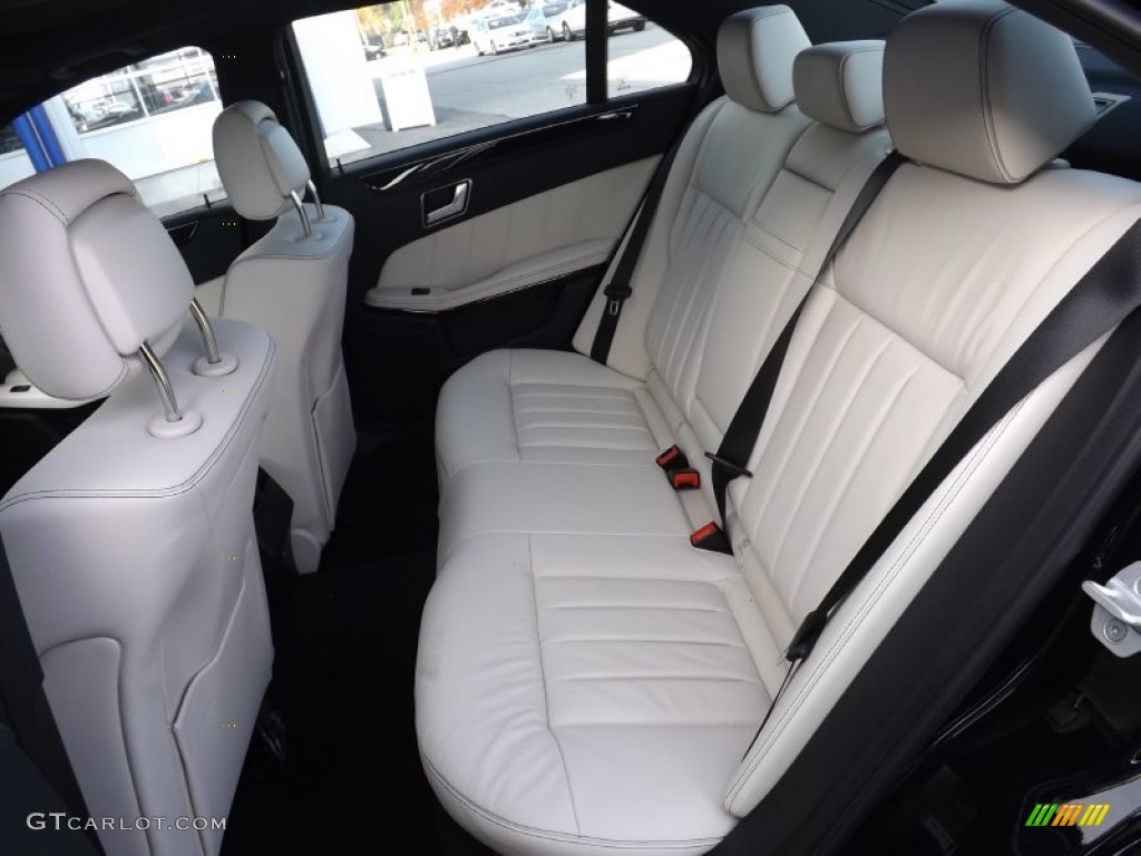2014 E 350 4Matic Sedan - Obsidian Black Metallic / Porcelain/Black photo #6